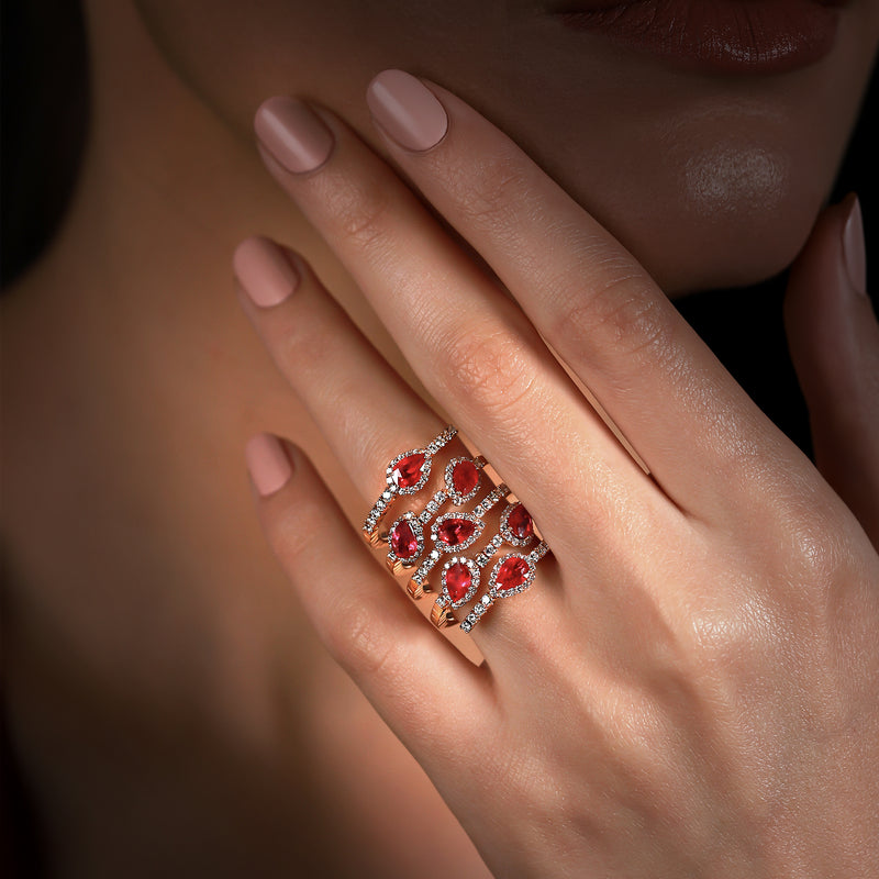 Gradiva Royal Ruby | Diamond Ring | 18K Gold