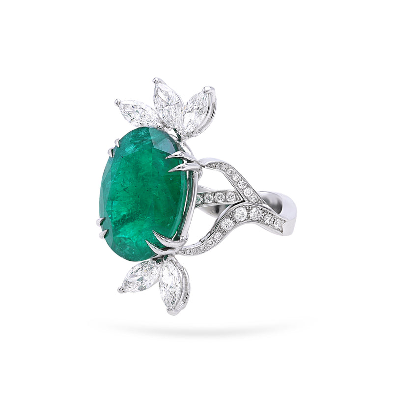 Gradıva Royal Emerald | Pırlanta Yüzük | 18 Ayar Altın