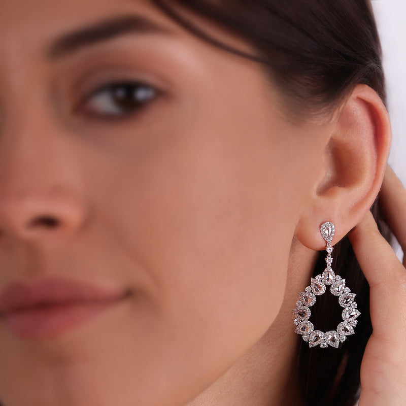 Gradiva Su | Diamond Earrings | 4.41 Cts. | 18K Gold