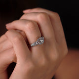 Gradiva Round-Cut Solitaire | Diamond Ring | 18K Gold